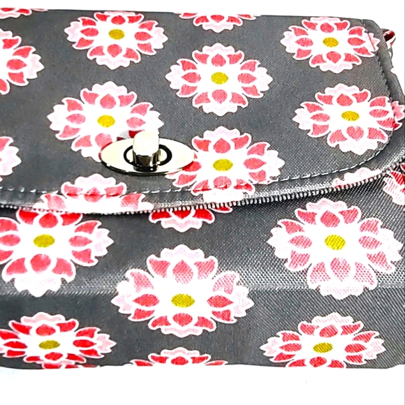 Lilly Bit foldable Pink and Grey Diaper Clutch with strap - Picture 13 of 14